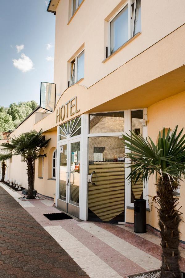 Bach Hotel Porta Westfalica Exterior photo